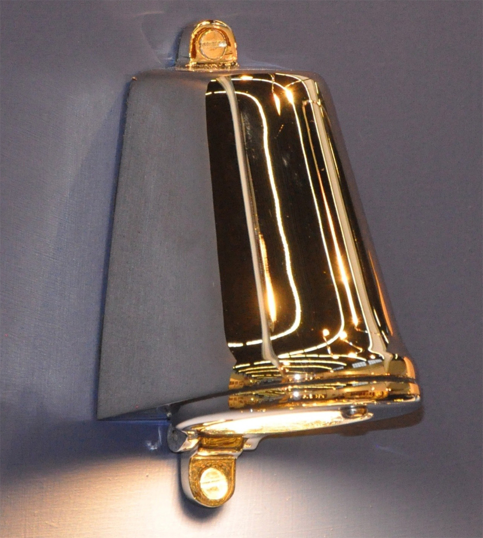 BRONZE MAST LIGHT